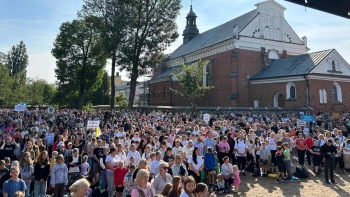 2c699576-d7de-46d6-97c3-579479d27091