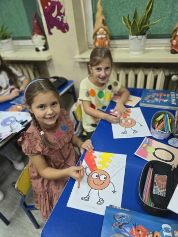 e9090a2f-dd7a-4533-8e44-46f19628443c