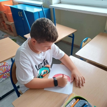 52913a9b-4dda-42e9-9d2d-e52b73d13643