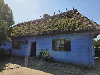 7c7a32b7-2353-43a2-9a2e-7e8acfde84d9