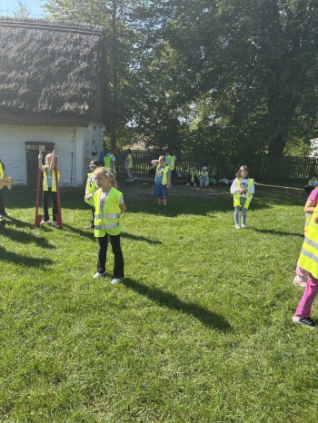 76d24725-5e6b-4827-bfe1-f6d016423c1b