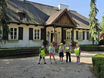 b68c74ac-1620-49b5-84a5-8af2935c0392