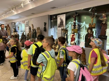 cfd5c065-e023-48e2-9bfd-533a6b371585