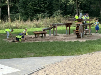 ebe54eaf-5fc9-48b0-980f-4cb358e1febf