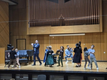 1c5818a6-f4ef-4767-8553-ffdb7a75a0de