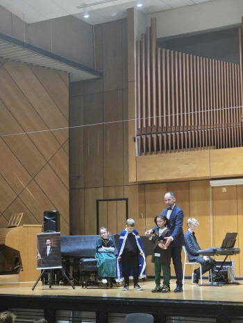 76267712-5c4e-4ccb-84de-cbdc887c1d91