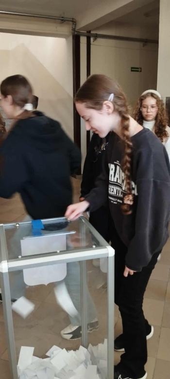 7a25721d-c055-4661-b1a5-780392c43e07