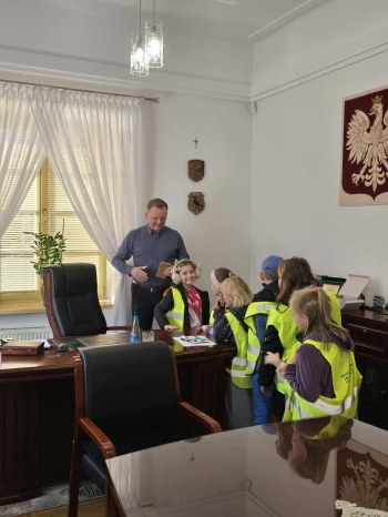 4c3f6a5d-1281-484e-9de0-791d90ca3475