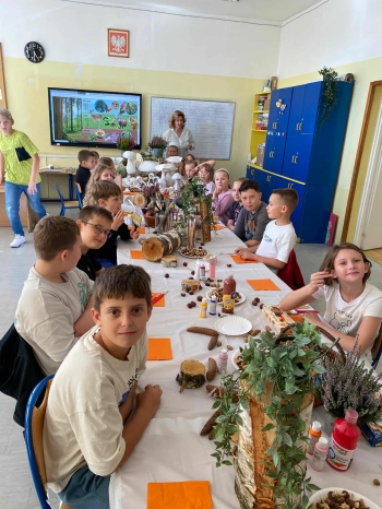 06c279cb-47c9-4a32-b3fe-de6a013b2bf7