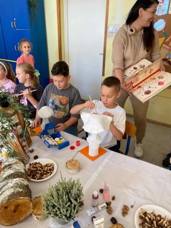 9823fa9f-1661-49a1-bf39-1853e570216b