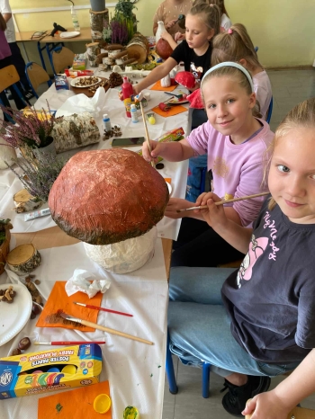 b28e421d-ce4c-402f-bbe7-f99abf37f771