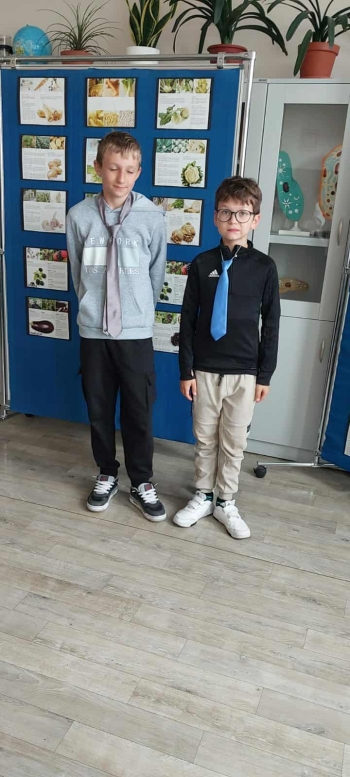 979d1440-8886-4f3c-8b7a-f3b615a678a6