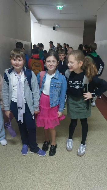 b48d6beb-7a78-46de-832d-b3e5cf6a4a7d