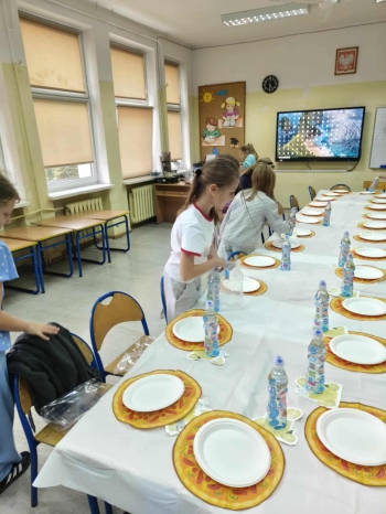 7d158229-1b45-448d-af45-eb9eeda13e11