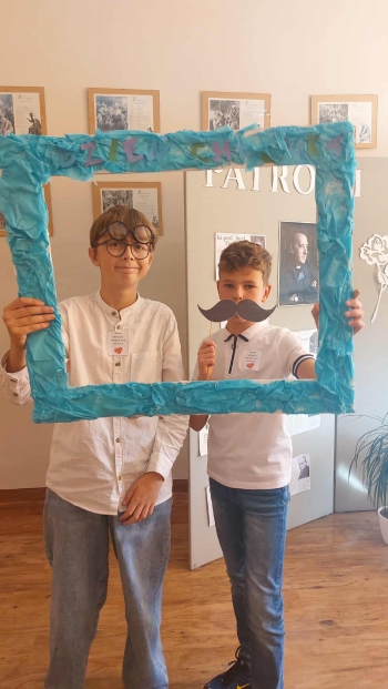 2766e38a-cabe-485a-8a29-199d647fdbab