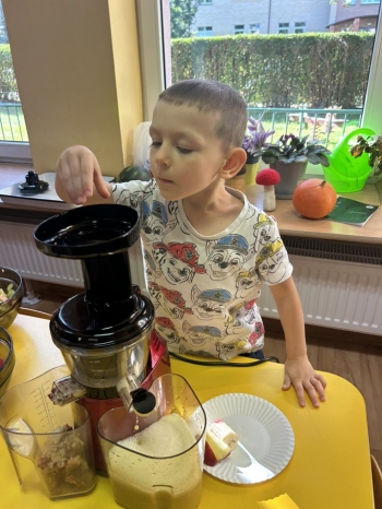 557814731_1559828362050331_1831560941887382270_n