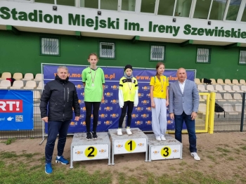 c8bdb9ff-1ace-4e6c-bac9-e76d5079e054