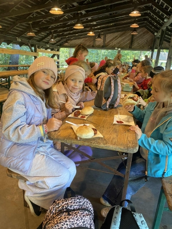 8d9b0aed-74df-467e-8c6a-bd47611a3388