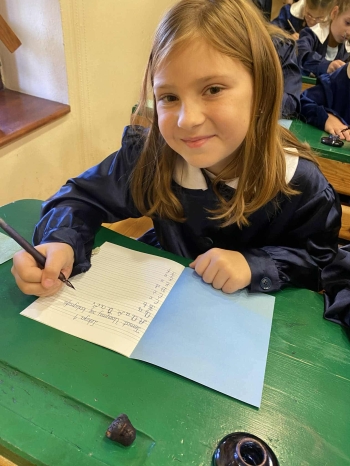 77d9febf-04b8-4a51-9ecd-982d03ef85f8