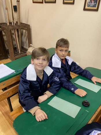 417fb8e9-5979-4149-b190-c23bde2b94ff