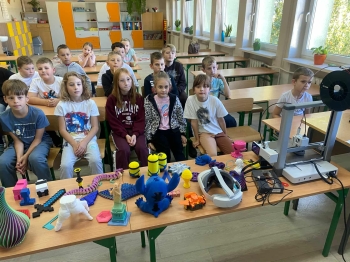 92323937-78d8-4982-80ba-858d9f9250ba