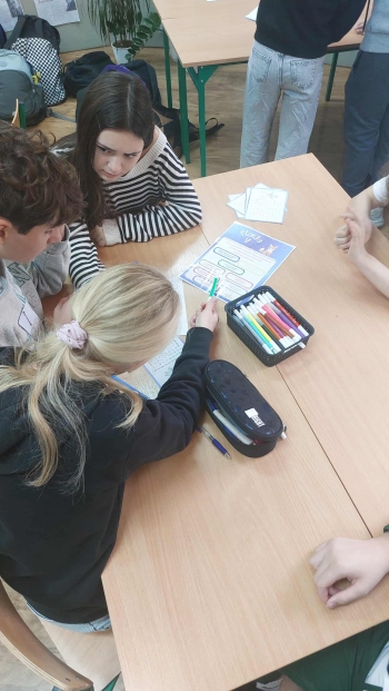 1abe9745-86fc-4257-9849-c8b21a623d6e