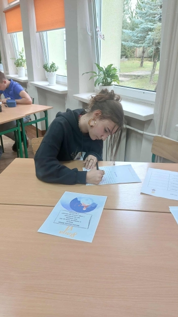 d9e86a53-c756-456b-afd2-e1b7d75a59fb