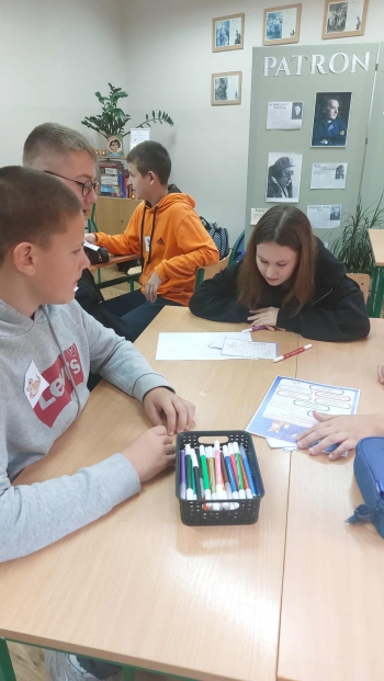 f760f95e-ea13-4ec9-b1c1-f4abfd7102c1