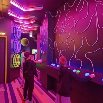 d83c952c-3ec3-45da-9c40-b959a1583846