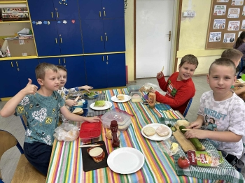 b2035cbc-b728-4782-ac45-f4d9712aba06