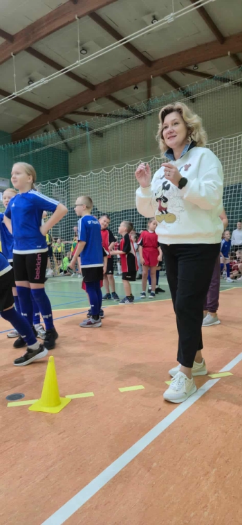 79fe22f0-8386-4a7d-8207-df9a7835ad54