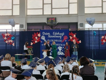 4f2fd79b-b043-49be-8a9d-1b48d798cca7