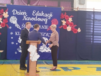 8ee68184-f94a-4194-9ccb-de9776aadd22