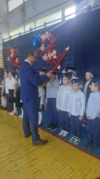 9074708a-461d-4d31-a03e-4372e2457fac