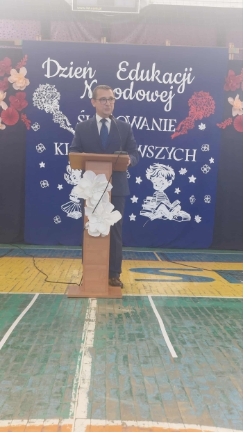 30372808-0272-4b6e-858a-0e8baeb0c02c