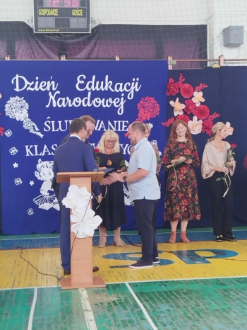 efbf5d7d-1711-4966-a4e3-80222a6418d2