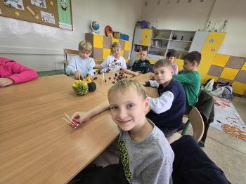 14016f17-ca22-4631-9db2-e6add4d48e43