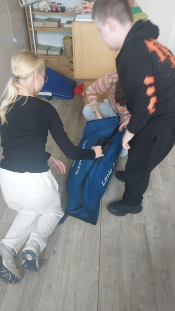 d2442822-648b-4c61-bd62-6dce8acf8f2e