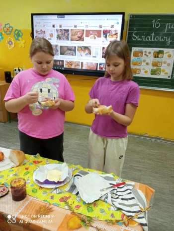 77672d15-25ad-41a8-9789-890914d8f30c