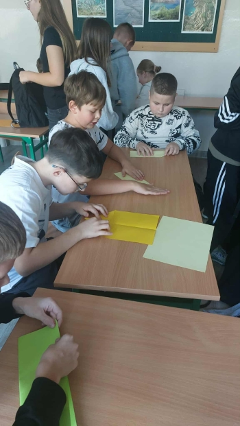 43aff3b4-c614-43da-8be4-0491ea6463c3