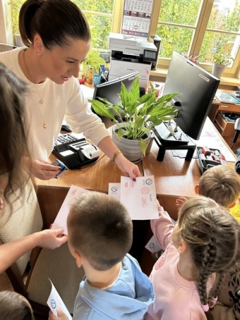 569247072_1583435396356294_5268175475168333835_n