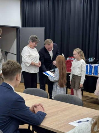 e576510b-8e57-43a0-92fe-539d69238ba4