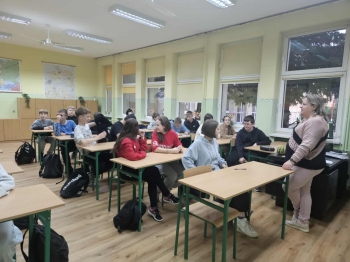 16e6409d-45a0-433b-803b-8eb4a170756e