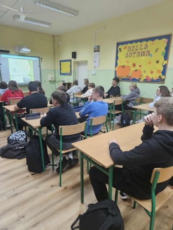 ff76528b-475d-445f-b25d-a33869b4c5b2