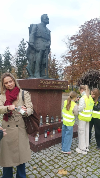 e99ad7cf-91e2-4958-b713-ec2dd3b2253c