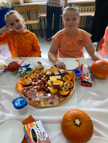 1cc85086-9a64-42a8-bf69-97c14ed8d80a