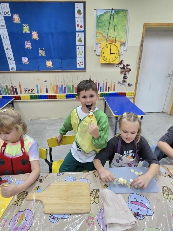 1ca854fd-ffea-43d9-9622-9759fd2800fd