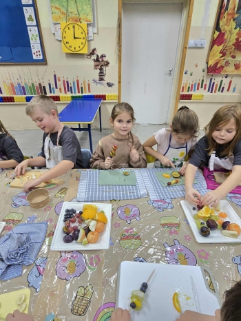 ff4ce404-bdc2-476e-b752-c2603e8411c3