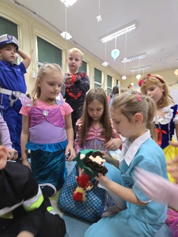 3eb686f3-4f53-4c74-9096-a8e9e28bb9d9