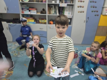 08b01717-d0f4-4e60-9b72-17b488fd0bbe